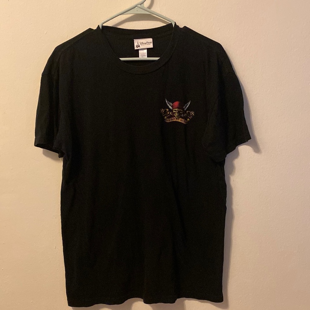 Walt Disney World Pirates of the Caribbean Black T-Shirt Adult Size Medium